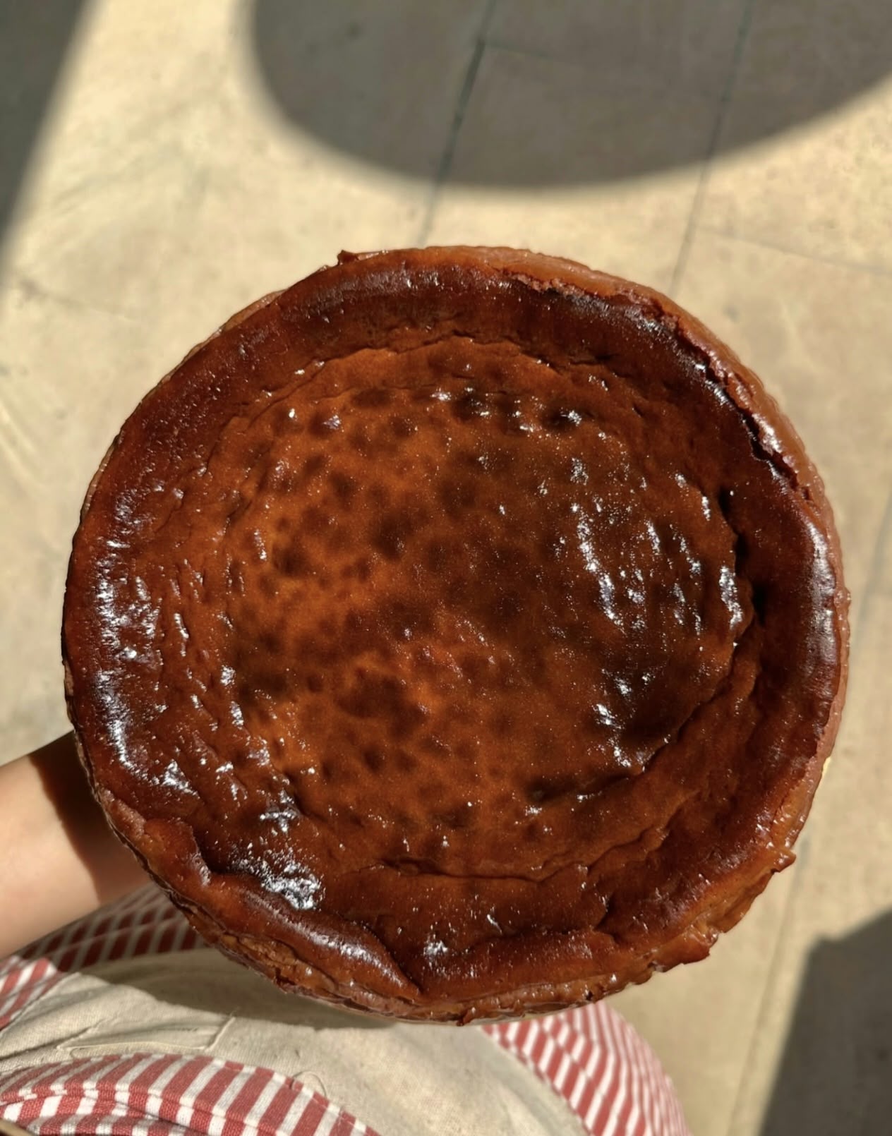 San Sebastian çizkeyk, üstü qaralmış